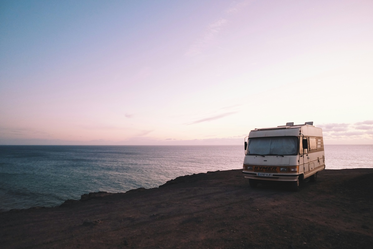 How to Clean Your RV Exterior: The Scratch-Free Method for Spring Prep